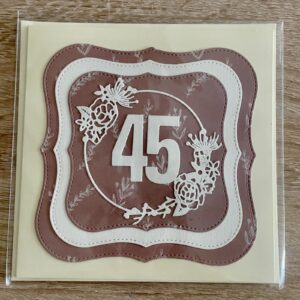 Přáníčko 45 hnědá kruh